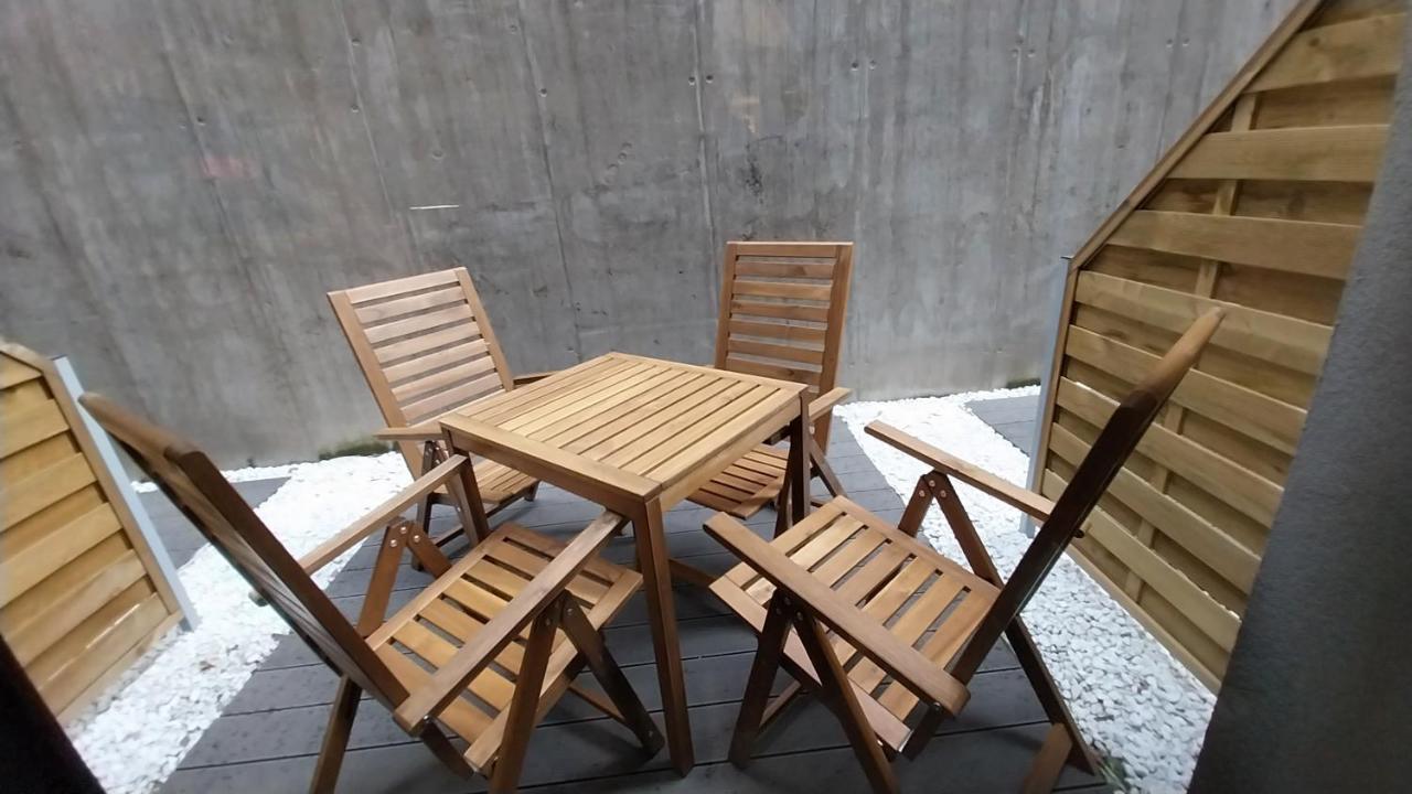 Peaceful Basement Apartment With Terrace & Free Gym Budapesta Exterior foto