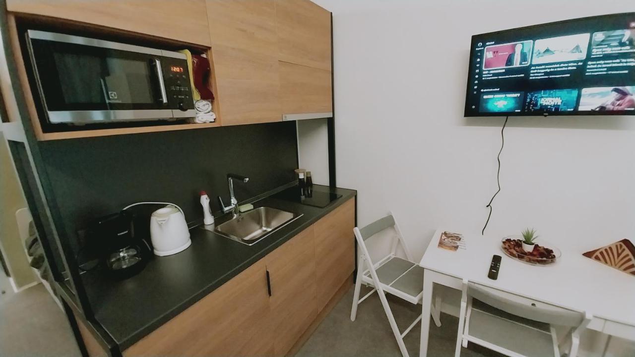 Peaceful Basement Apartment With Terrace & Free Gym Budapesta Exterior foto