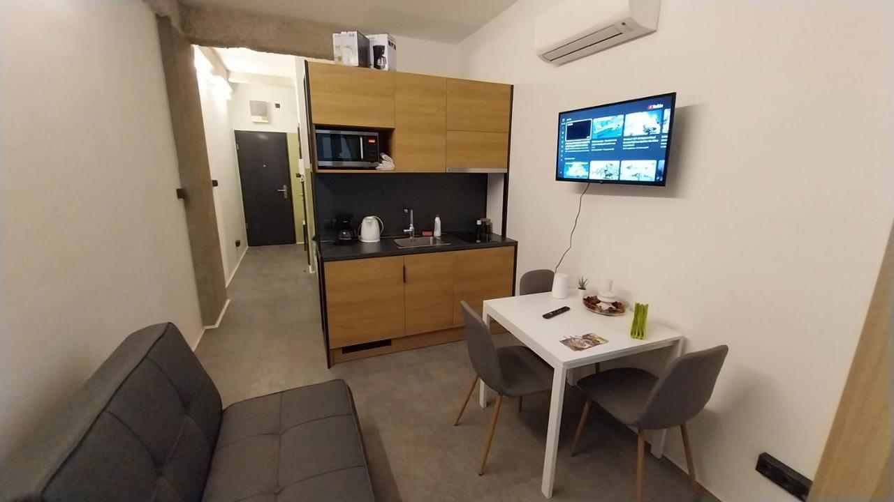 Peaceful Basement Apartment With Terrace & Free Gym Budapesta Exterior foto
