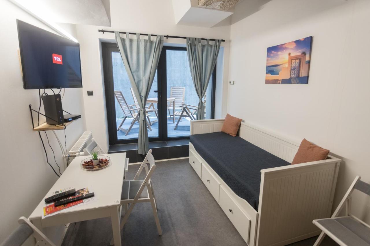 Peaceful Basement Apartment With Terrace & Free Gym Budapesta Exterior foto