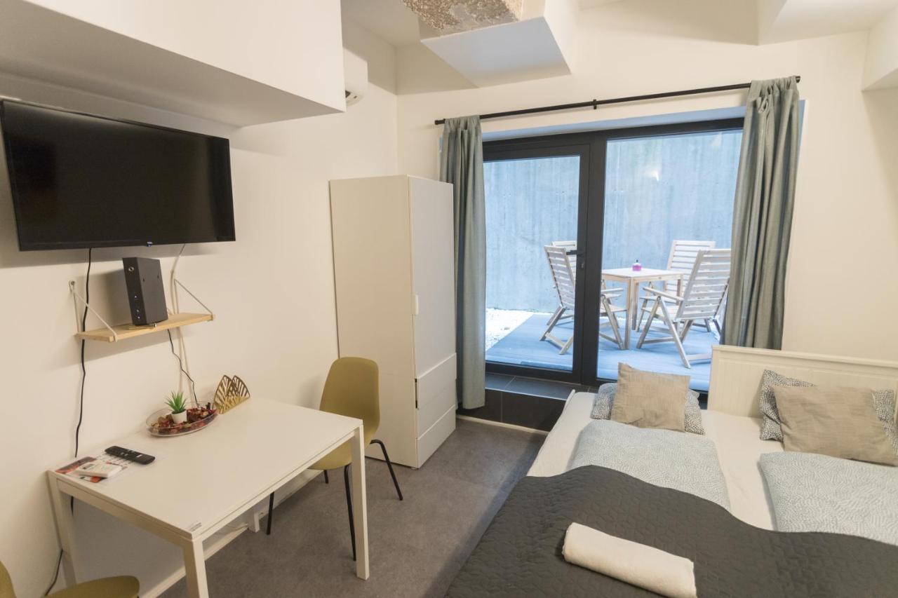 Peaceful Basement Apartment With Terrace & Free Gym Budapesta Exterior foto