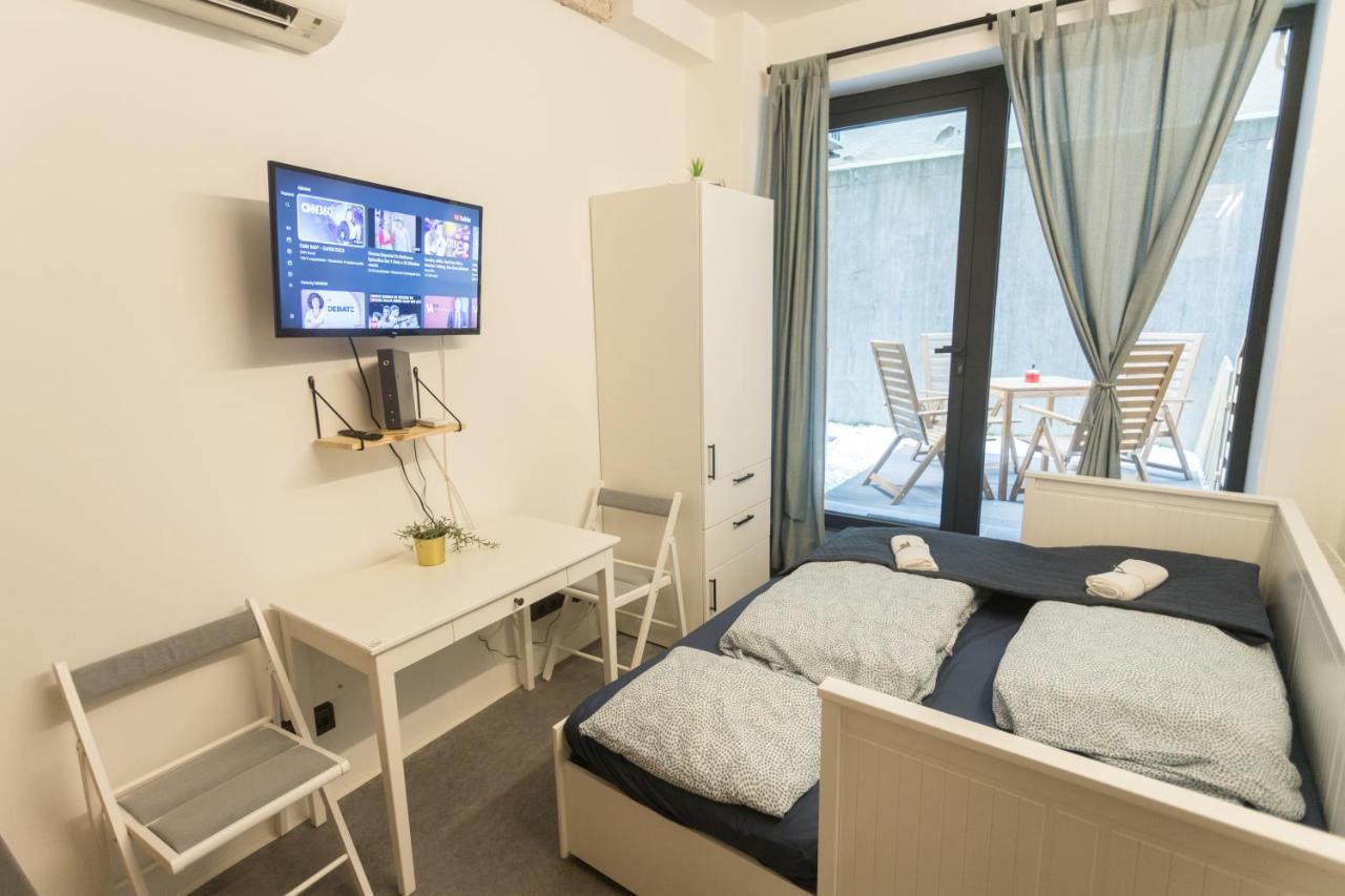 Peaceful Basement Apartment With Terrace & Free Gym Budapesta Exterior foto