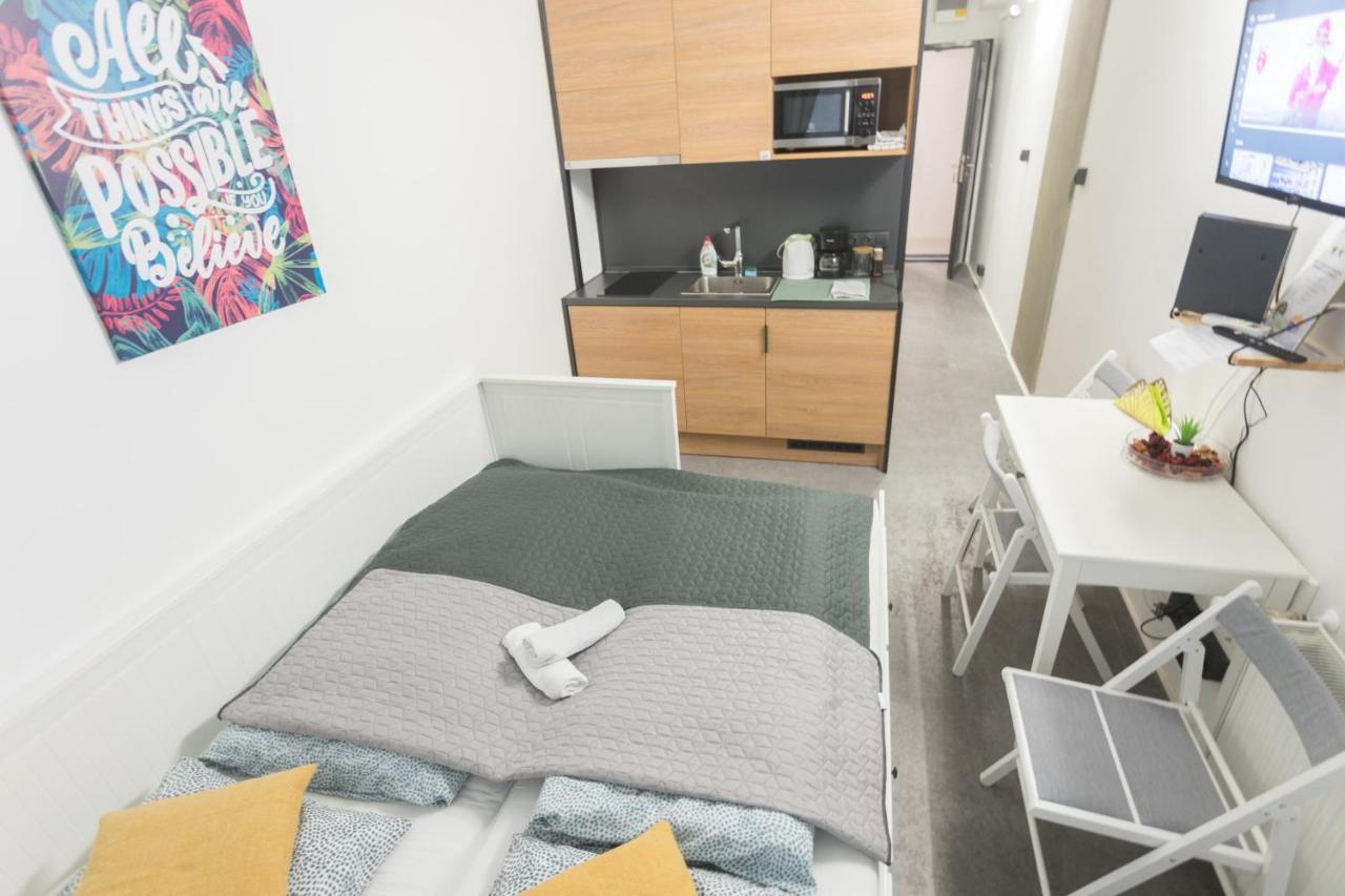 Peaceful Basement Apartment With Terrace & Free Gym Budapesta Exterior foto
