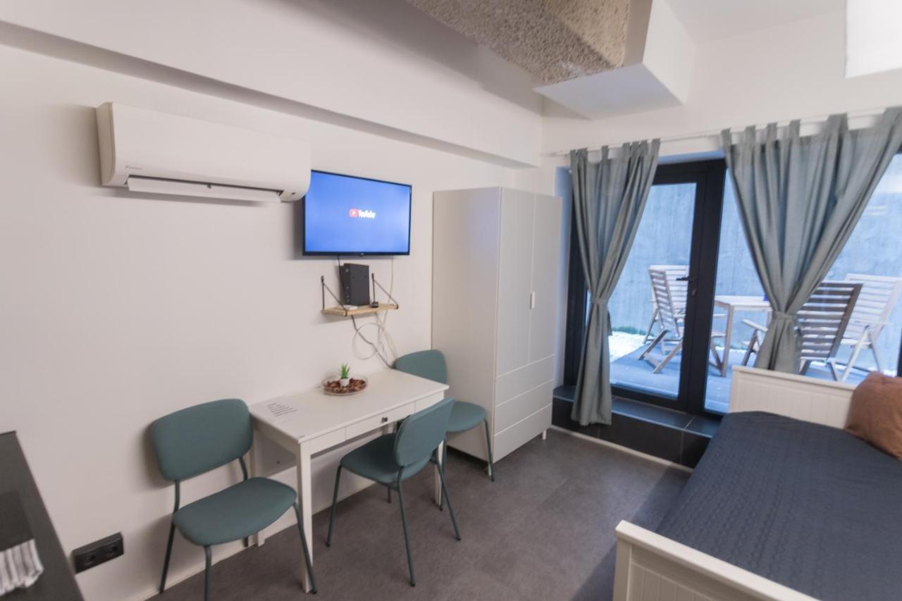 Peaceful Basement Apartment With Terrace & Free Gym Budapesta Exterior foto